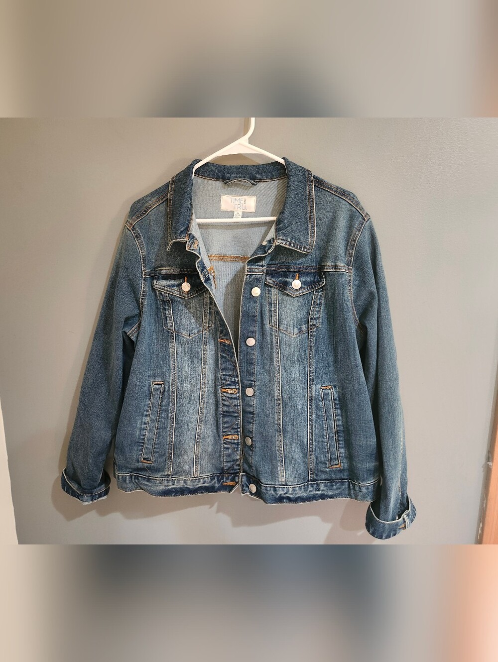 Time and Tru Light Blue Denim Jacket Size XL